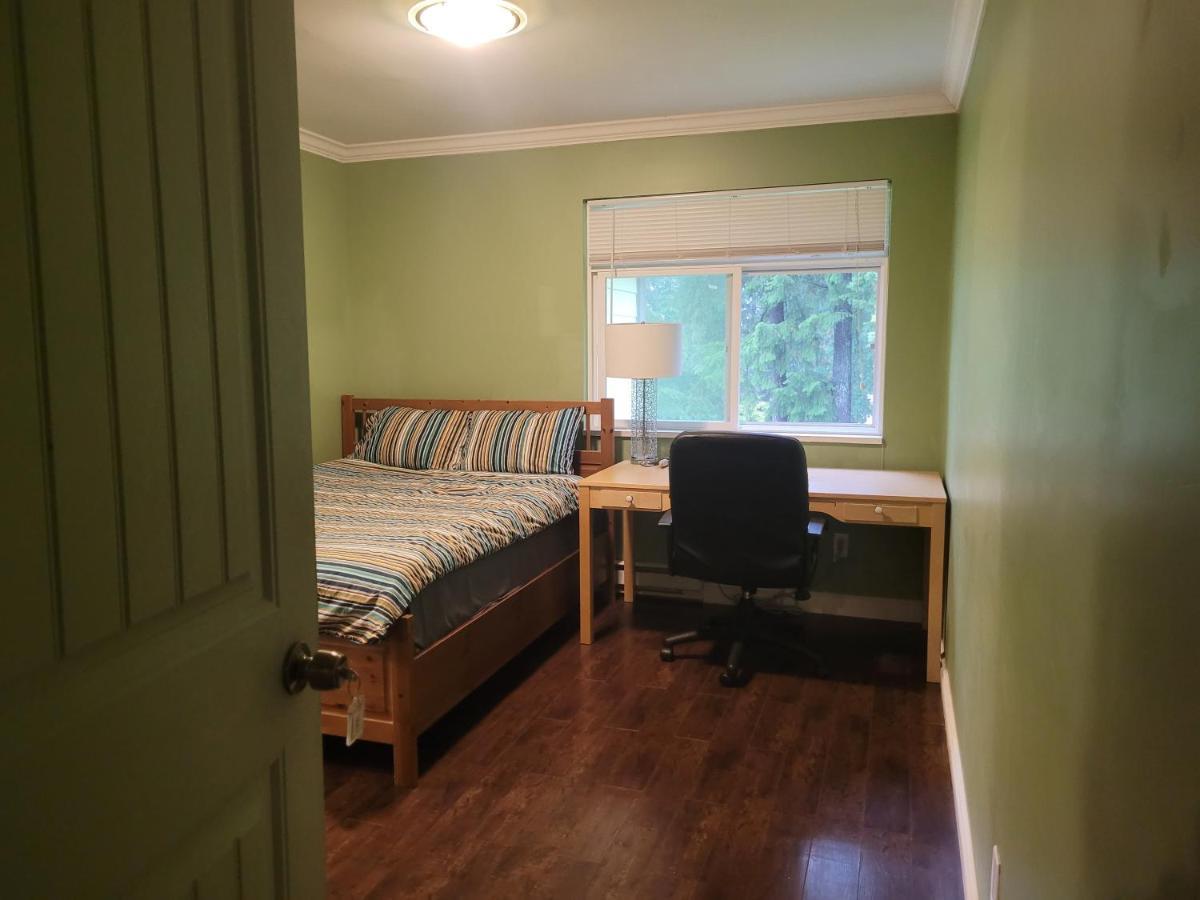 Vancouver Jenny'S Guesthouse コキットラム エクステリア 写真