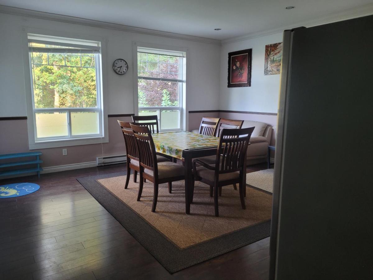 Vancouver Jenny'S Guesthouse コキットラム エクステリア 写真