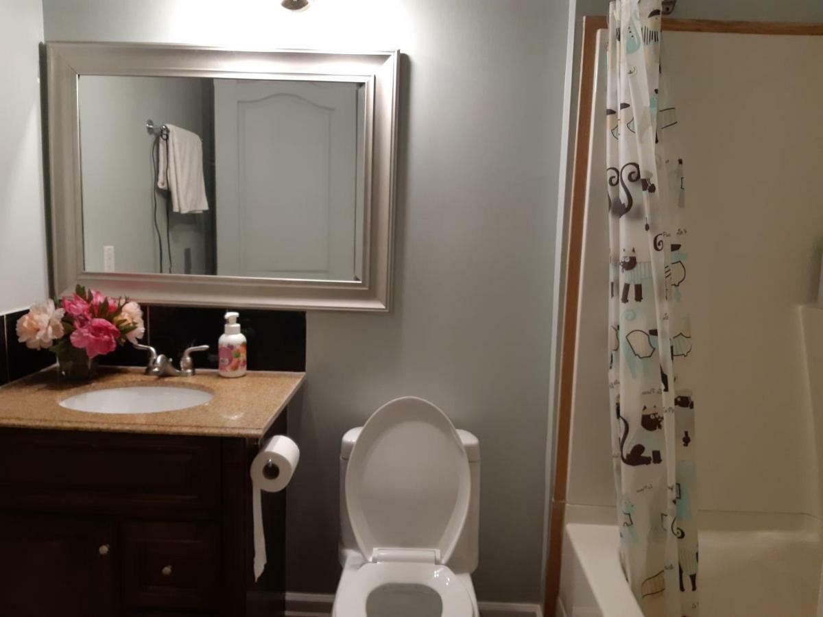 Vancouver Jenny'S Guesthouse コキットラム エクステリア 写真